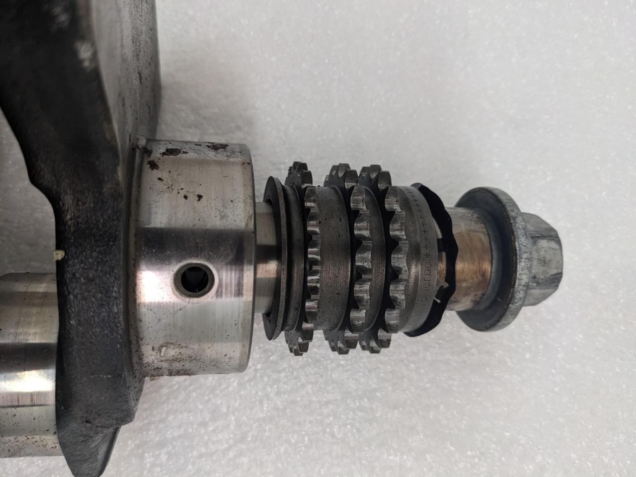 PORSCHE MACAN 3.0 V6 2016 PETROL ENGINE CRANKSHAFT 9461016R USED R25