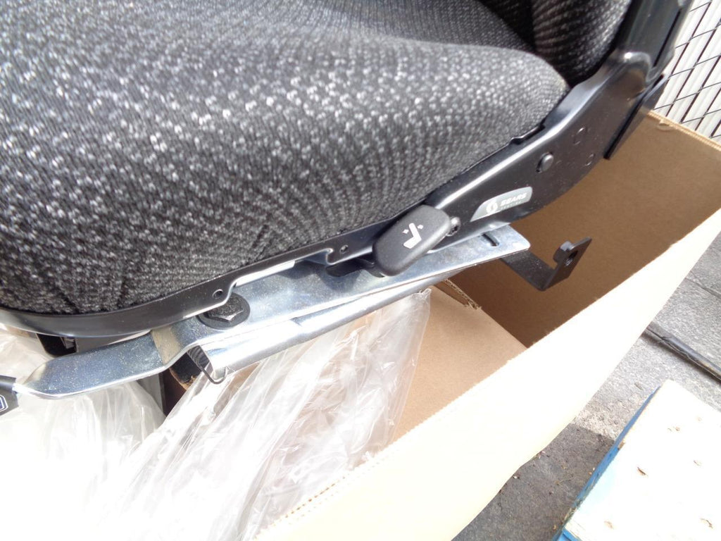 SEARS SEATING M2/C2+ LOW PROFILE BLACK ASPHALT FABRIC CHAIR 83H3D0YNNNNN BAY3