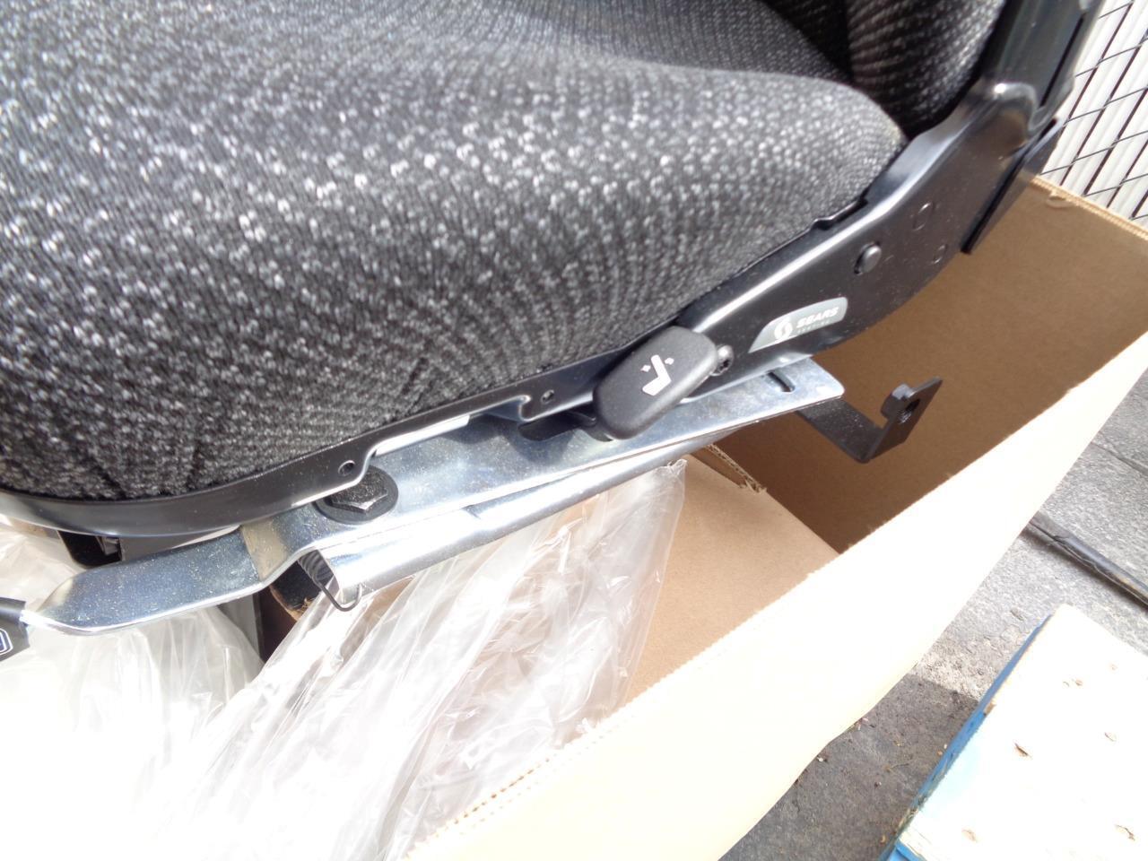 SEARS SEATING M2/C2+ LOW PROFILE BLACK ASPHALT FABRIC CHAIR 83H3D0YNNNNN BAY3