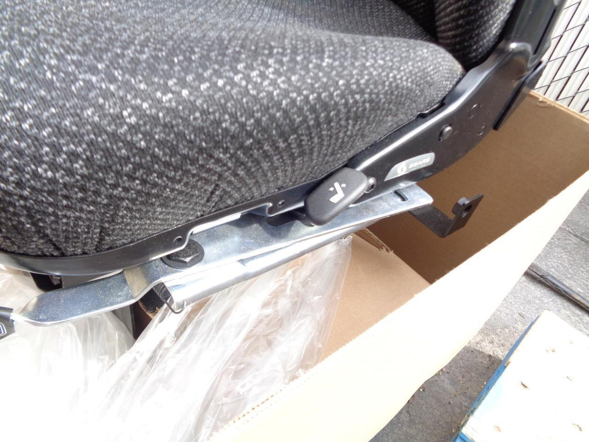 SEARS SEATING M2/C2+ LOW PROFILE BLACK ASPHALT FABRIC CHAIR 83H3D0YNNNNN BAY3