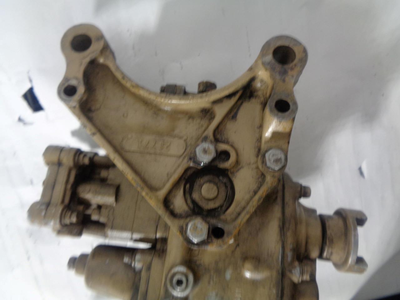 CUMMINS AFC INJECTION PUMP WITH CUMMINS FUEL PUMP DAMPER COVER 153338 USED R13