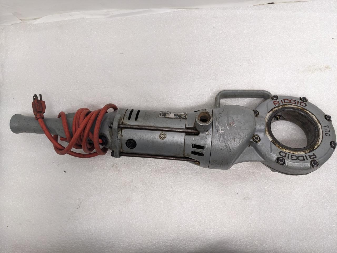 RIDGID 41935 MODEL 700 POWER DRIVE 1/8" - 2" 115V 0.5 HP 32 rpm THREADER USED H1