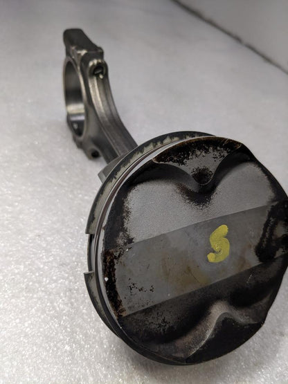 PORSCHE 987 BOXSTER PISTON & CONNECTING ROD #5 9961031028R USED 996B.G.L.