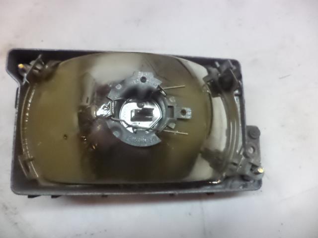 Porsche 928 1978-1982 Fog Lights 928 631 417 00/01 USED PAIR R25T3