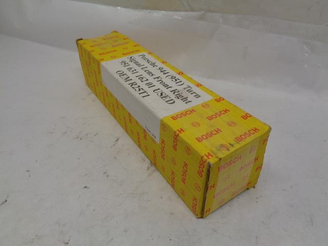 Porsche 944 (951) Turn Signal Lens Front right 951 631 161 01 USED OEM R25T1