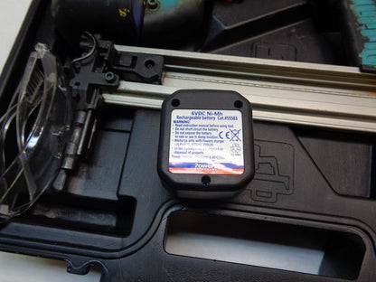 USED BLUE POWERS TRAK IT GAS NAILER 55011 C3 WITH EYE WEAR BSR35