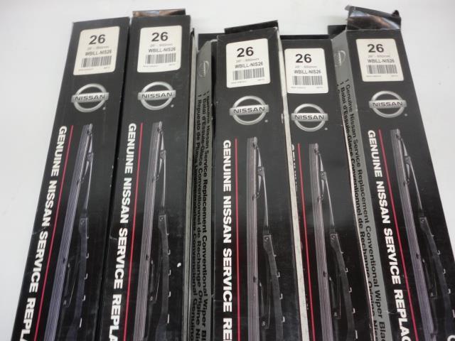 NEW OLD STOCK NISSAN GENUINE 26" WINDSHIELD WIPER BLADE 8-PACK WBILL-NIS26 SR