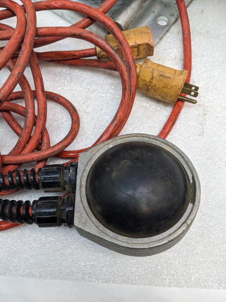 AB CHANCE C308-1170 CAPSTAN HOIST 1000 LB CAPACITY WITH SWIVEL BASE 115V USED H1