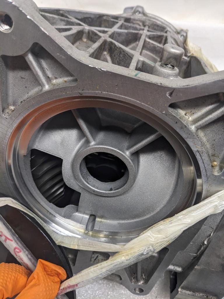 GM 84300365 DIFFERENTIAL CARRIER FOR AUTO TRANSMISSION 15-19 CORVETTE NEW B3B2