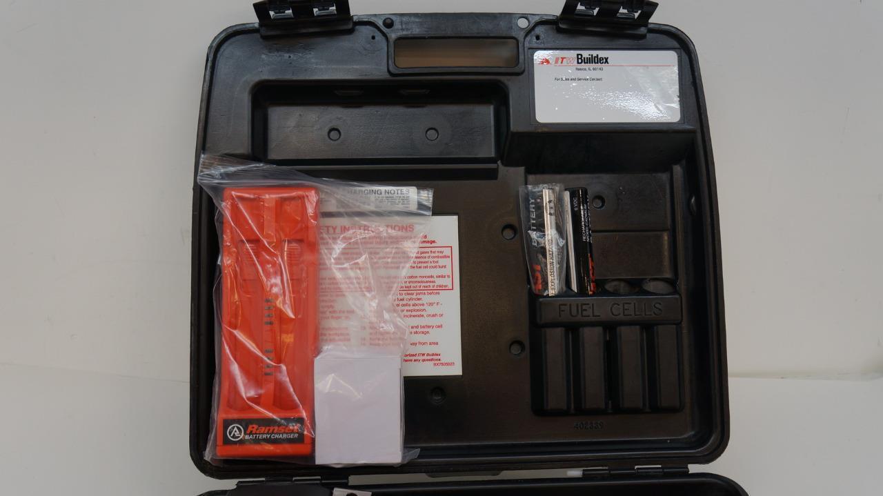 USED BUILDEX GRID-MASTER EIFS FASTENING TOOL SYSTEM TF1100BX & FLAT NOSE SR