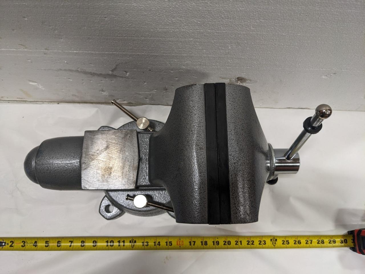 WILTON WL9-28808 1780A TRADESMAN VISE WITH SWIVEL BASE NEW BSIG1