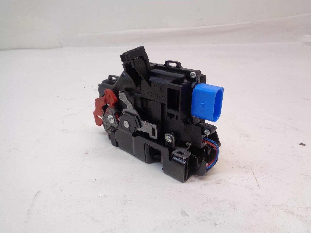 GENUINE PORSCHE 911 CARRERA BOXSTER LEFT DOOR LOCK MECHANISM 3D1837015 R23TE