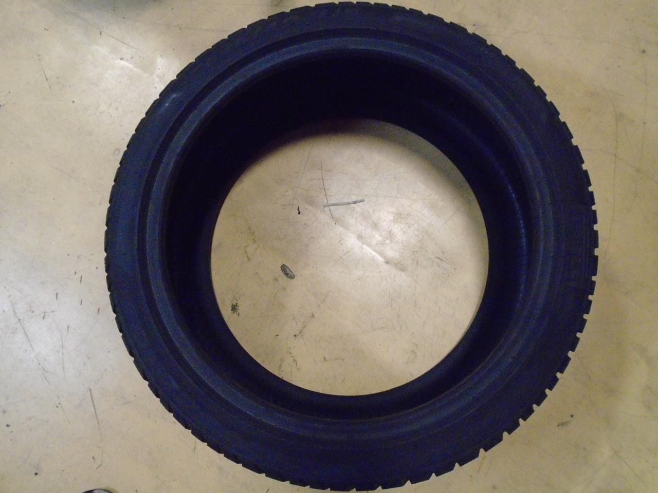 2 PIRELLI SOTTOZERO 3 WINTER 235 40 19 96V TIRES 2742600 CQ1