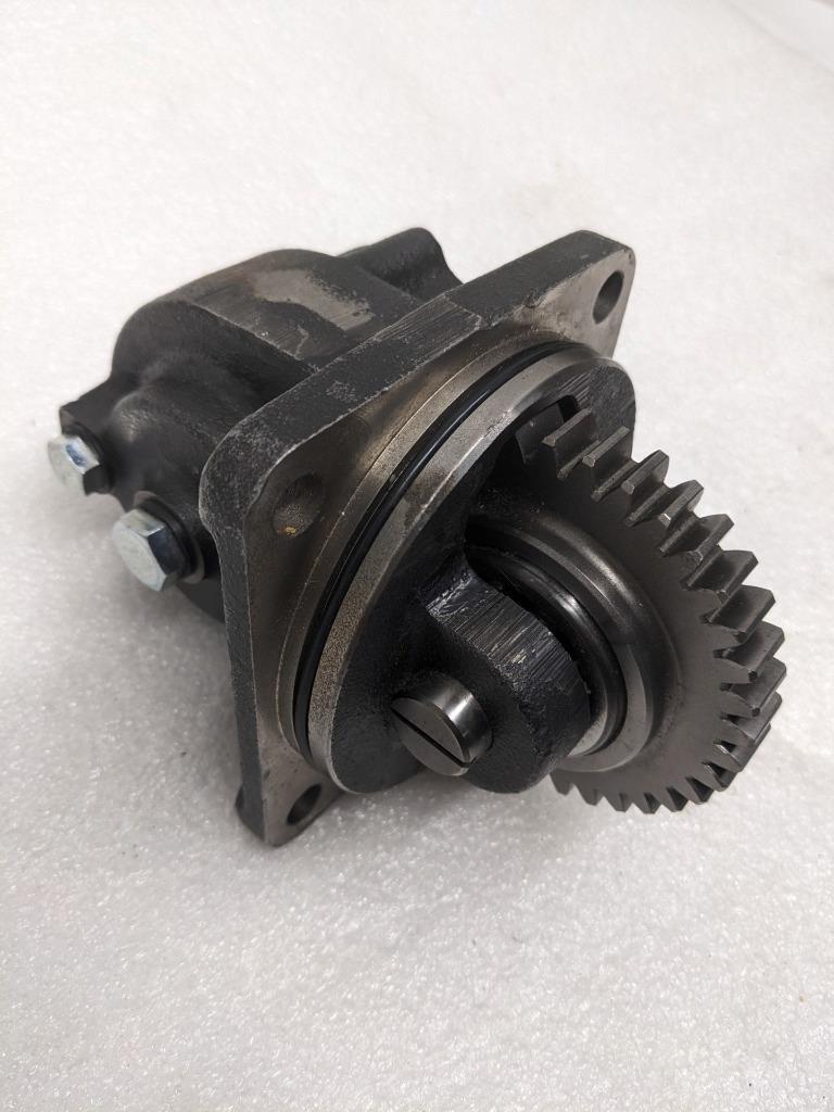 UNBRANDED SMALL PTO UNIT FOR TRACTOR 37 GEAR 2" SHAFT 15 SPLINE 4X3.8" NEW R11TA