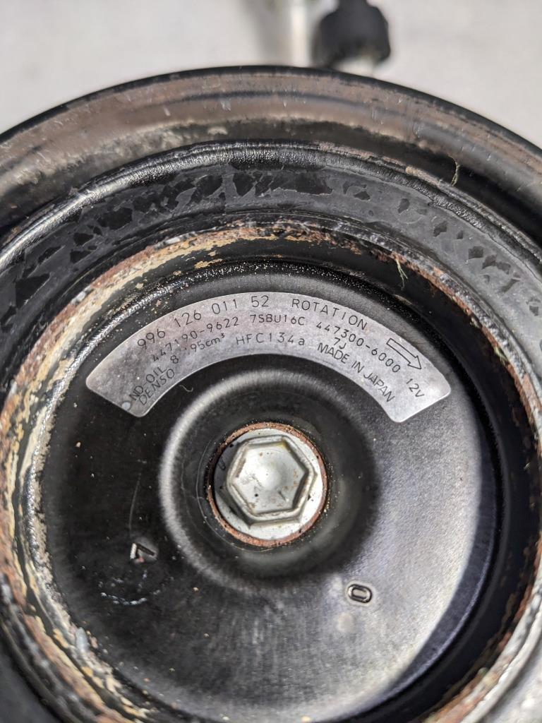 PORSCHE 911 996 BOXSTER DENSO A/C COMPRESSOR W/PIPE 99612601152 USED 996B.G.L.