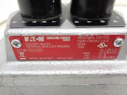NEW EATON CROUSE-HINDS STATION ON OFF SWITCH EDS215 R33T1