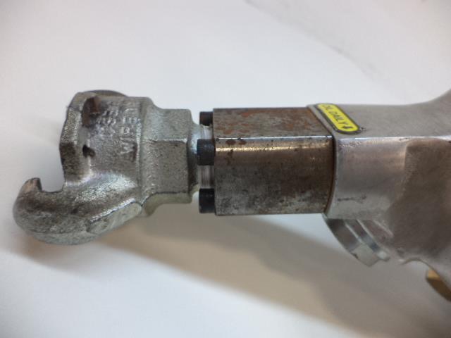 GISON 1-1/2" HEAVY DUTY PNEUMATIC IMPACT WRENCH 2500FT-LB 3000RPM