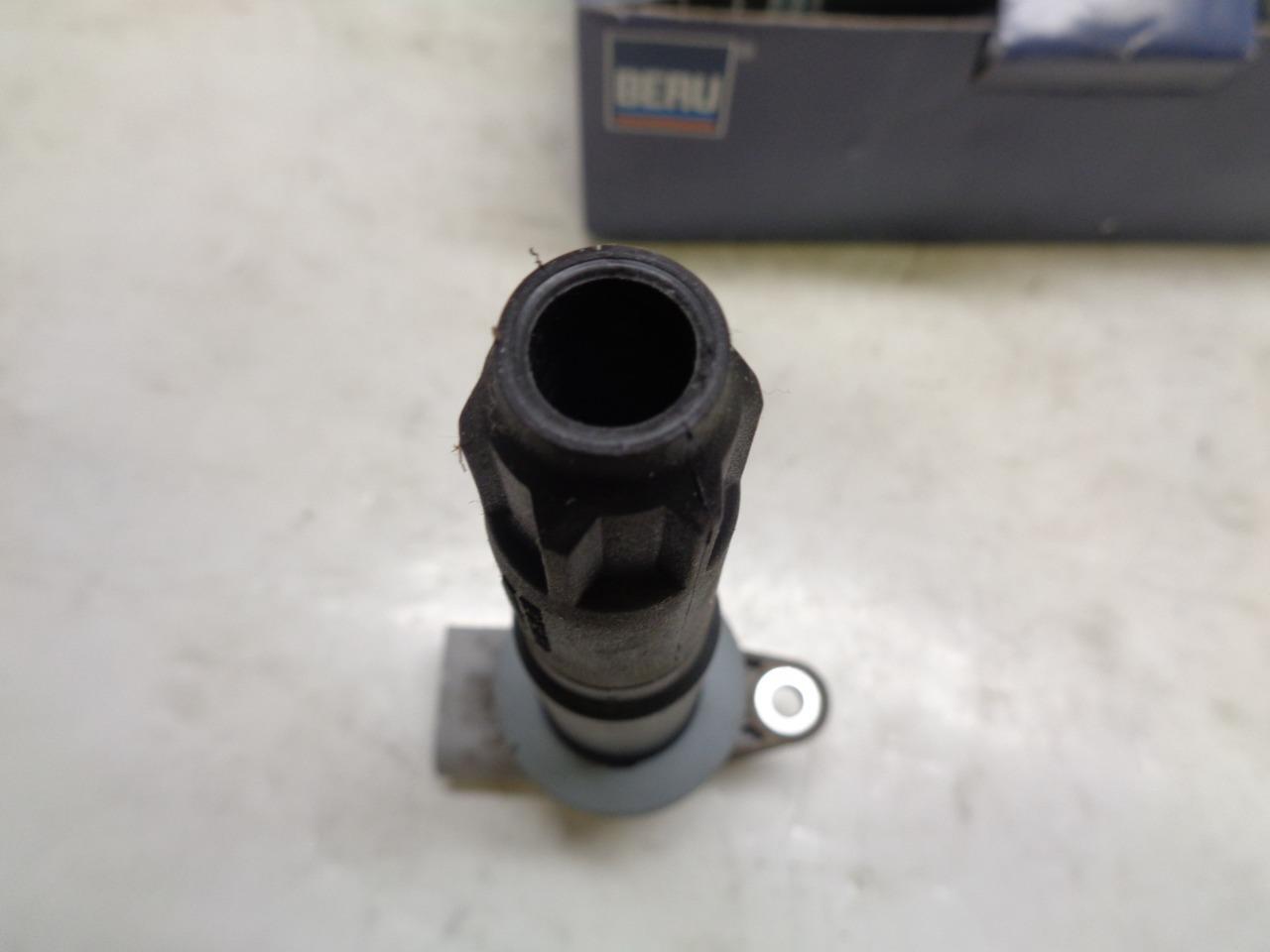 SET OF 3 USED BERU IGNITION COILS for PORSCHE 911 9A1 602 104 06 R25T5