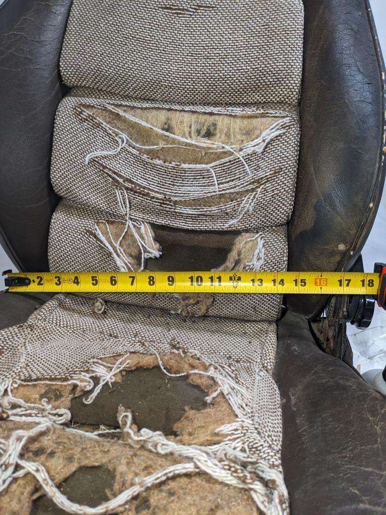 PORSCHE 1981 998 BROWN RECLINING MANUAL SEAT FOR PORSCHE (LEFT) USED B2