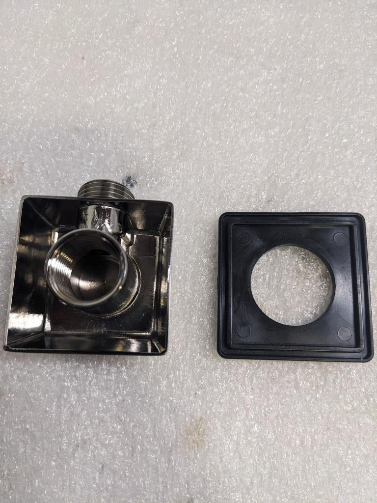 DELTA SQUARE WALL SUPPLY ELBOW HAND SHOWER-HOSE 50570 LUMICOAT STAINLESS NEW R28