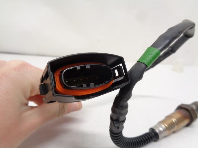 NEW BOSCH OXYGEN SENSOR 99-01 CADILLAC CATERA 0 258 006 065 R13T5