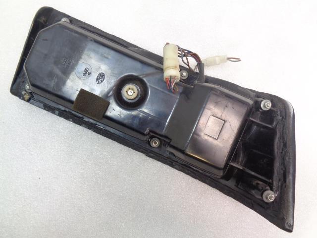 PORSCHE 477945213 LEFT TAIL LIGHT LENS FOR 924S/944/944S/944 TURBO USED R20
