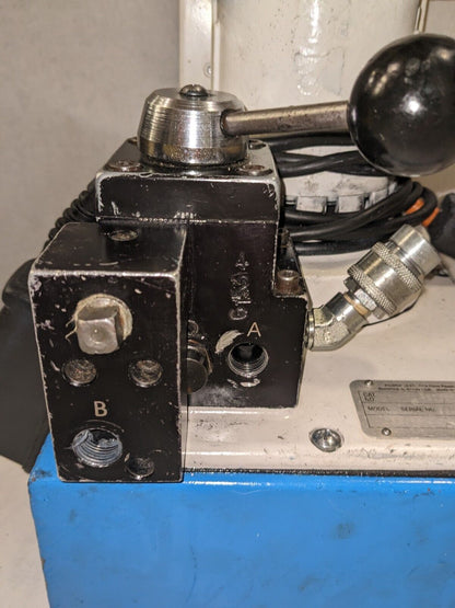 POWER TEAM SPX ELECTRIC HYDRAULIC PUMP PE550 W/ MR571 POST TENSION JACK