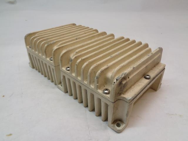 USED MICROWAVE RADIO COMM. EQUIPMENT VANPACK 2GHz FREQ. BAND 1.990-2.500GHz R4