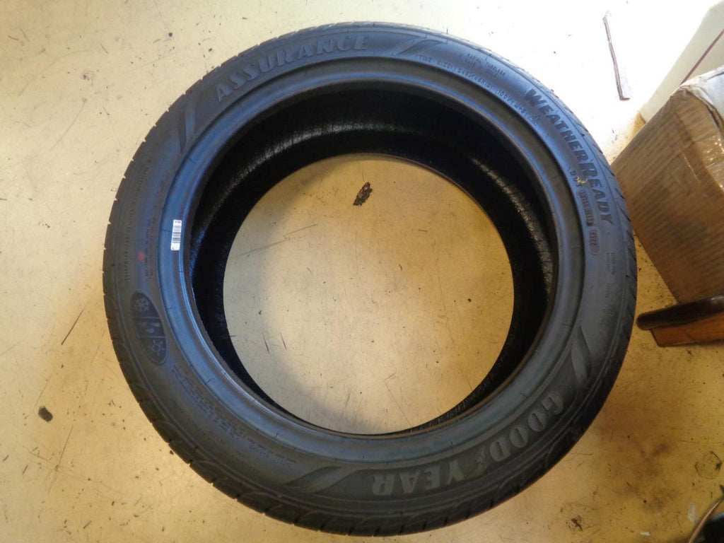 GOODYEAR ASSURANCE WEATHER READY P 245 45 18 100V XL TIRE 767014537 BQ3