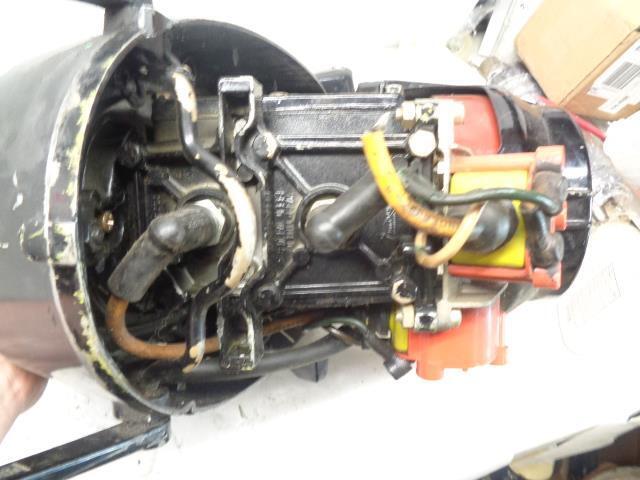 MERCURY MARINE 7.5 HP OUTBOARD MOTOR FOR PARTS I1