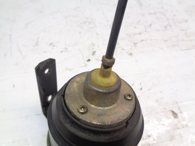 PORSCHE 91161712302 CRUISE CONTROL VACUUM SERVO FOR PORSCHE 911 USED R20