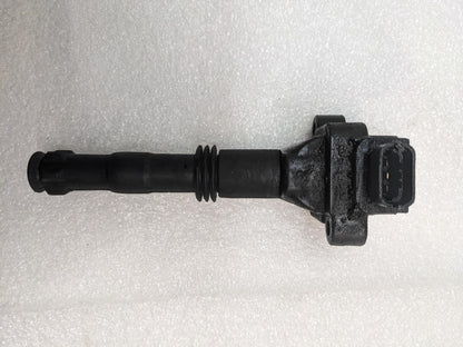 GENUINE PORSCHE BERU IGNITION COIL 99760210200 USED R20T8