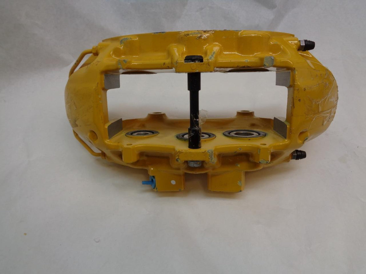 1 NEW GENUINE YELLOW BREMBO GM FRONT PASSANGER 6 PISTON CALIPER R5