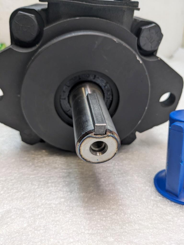 HYFLOW HT6DCM-B35-B31-1R00-C100 DOUBLE VANE PUMP NEW H1