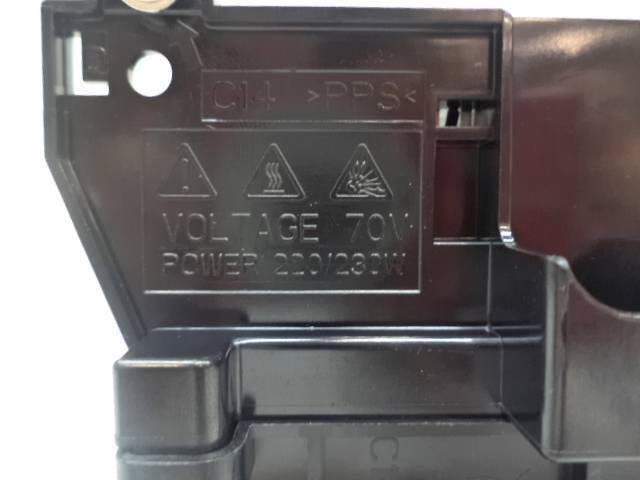 NEW HITACHI LAMP UNIT DT00911 8332982100 70V 220/230W R28