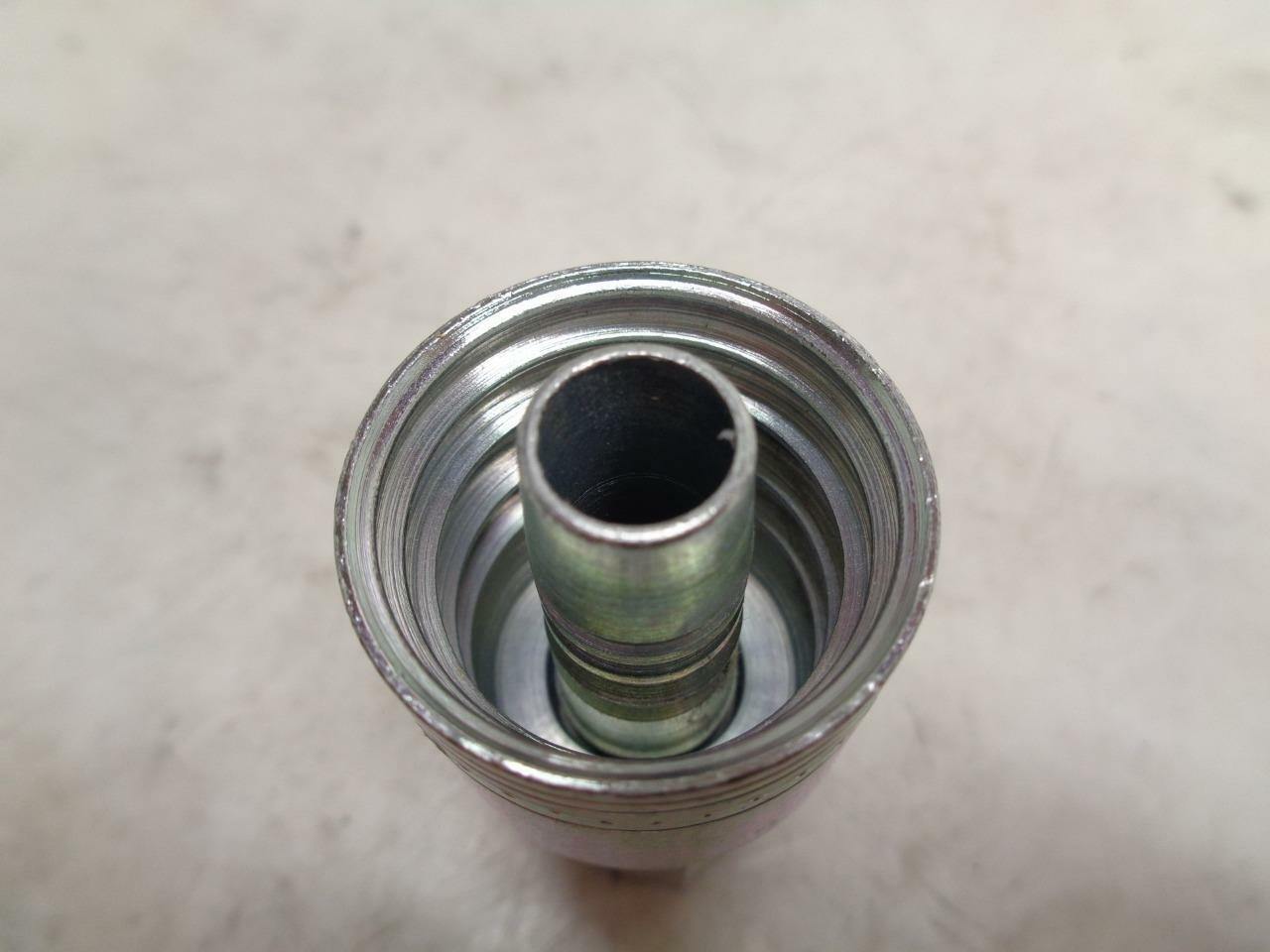 1 NEW EATON HYDRAULIC FITTING SIZE -8 R10TD