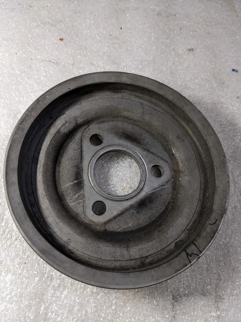 PORSCHE 911/996 POWER STEERING PUMP PULLEY 99614722360 USED 996B.G.L.