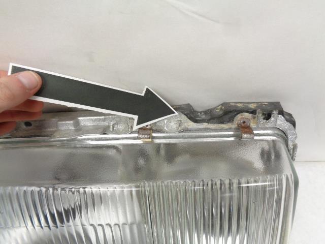 USED MERCEDES-BENZ W116 RIGHT HEADLIGHT ASSEMBLY 1 305 543 055 R25T3