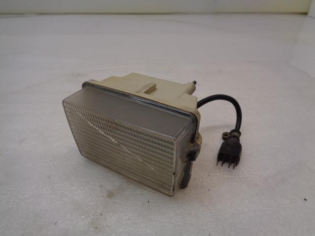 Porsche 928 Fog Light Right Side 928 631 444 00 USED GENUINE R25T2