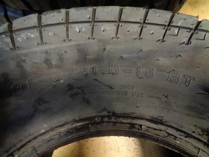 1 HOOSIER SPRINT DIRT SD-44 88.0 11.0 15 DIRT TIRE ARSP44881115 BQ1