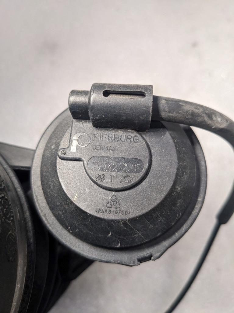 PORSCHE 911/986 BOXSTER THROTTLE BODY FLAP AIR INTAKE 99611068651 USED 996B.G.L.