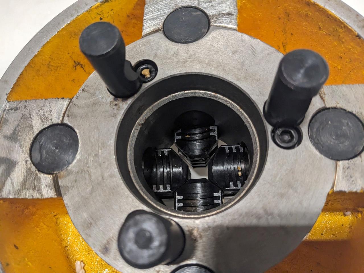 HUA PAI K72 200/D4 Manual Lathe ChucK 203.2 mm Dia 4 Jaws Independent 2000 BSRG5