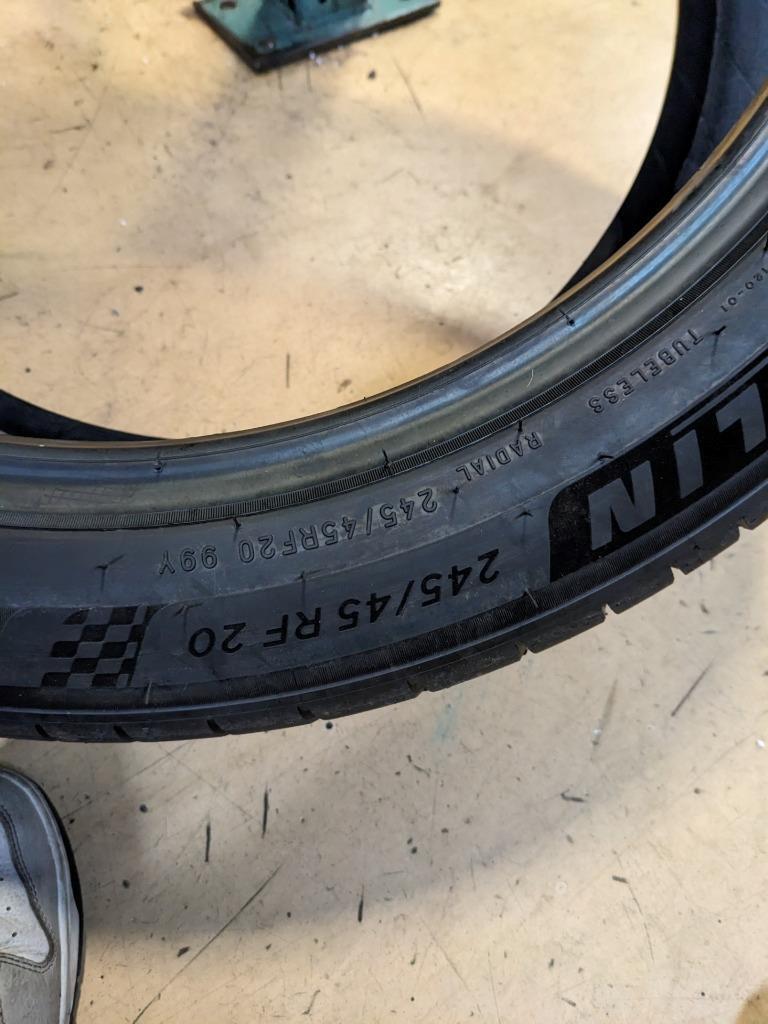 MICHELIN PILOT SPORT 4 ZP P 245 45 20 99Y XL TIRE 52969 CQ2