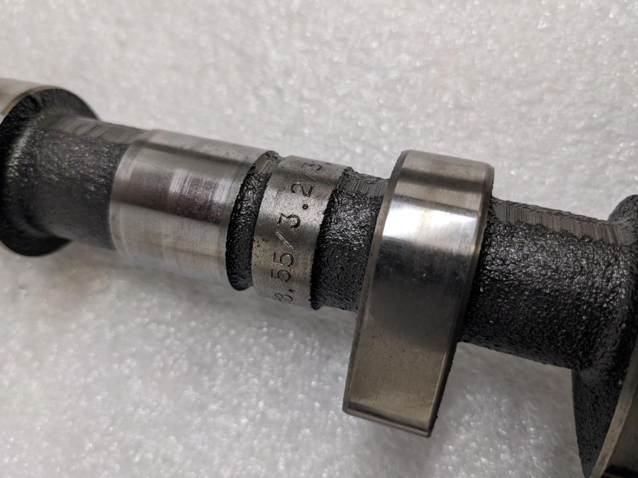 PORSCHE 911 996 (1998-2005) CAMSHAFT INTAKE (CYLINDER4-6) 996222 USED 996B.G.L.