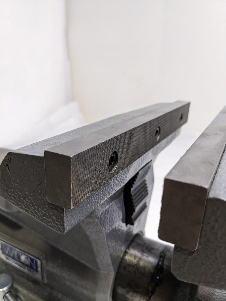 WILTON MP 28814 BENCH VISE 10" JAW WIDTH 12" JAW OPENING 360DEG SWIVEL NEW H1