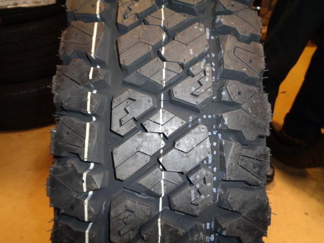 THUNDERER RANGER A/TR LT 235 80 17 120/117S LRE 10PLY TIRE TH1016 BQ4