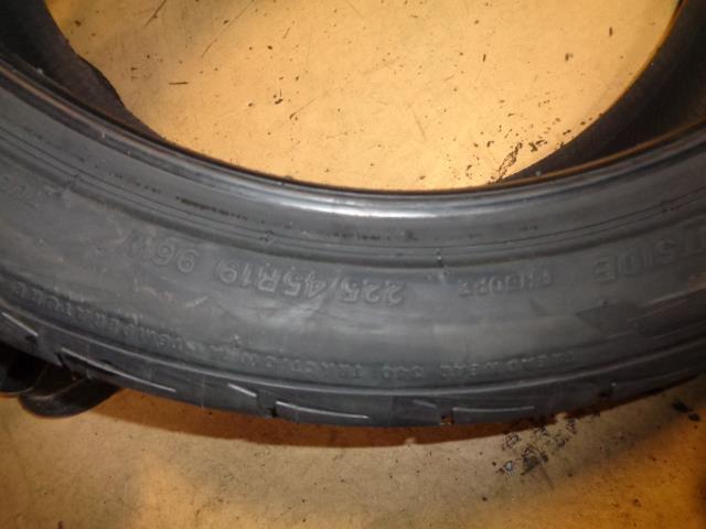 FIRESTONE FIREHAWK INDY 500 P 225 45 19 96W XL TIRE 012530 BQ4