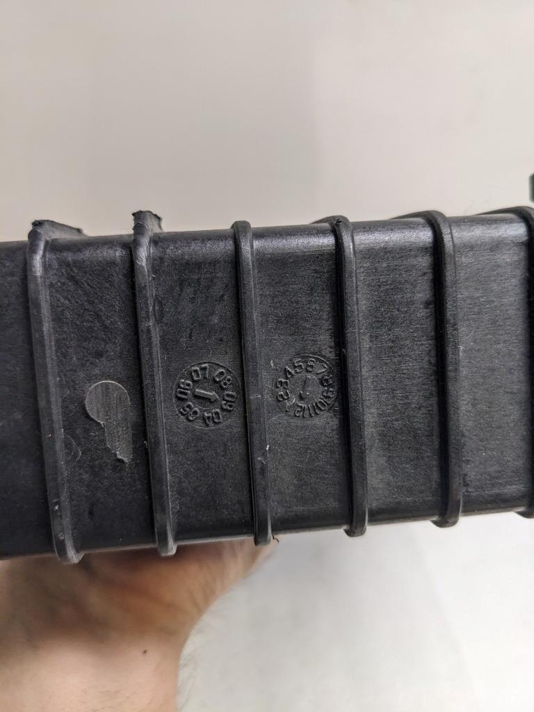 LEAKY PORSCHE 92810604401 RADIATOR FOR 87-91 PORSCHE 928 MANUAL TRANS USED R25