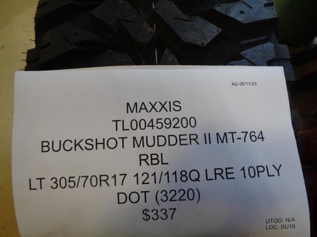MAXXIS BUCKSHOT MUDDER II MT-764 LT 305 70 17 121/118Q LRE 10PLY TL00459200 BQ2