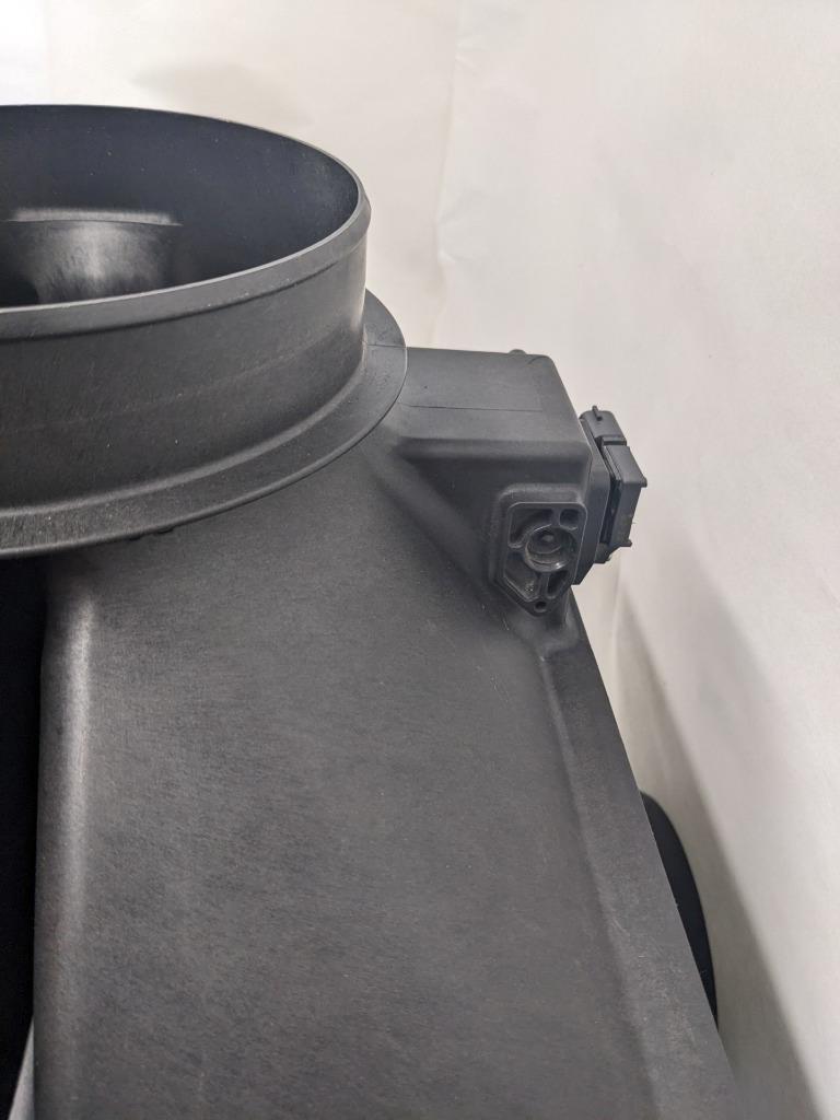 CUMMINS 3687393 AIR DIRECT FLOW SYSTEM AH55577 FILTER NEW D1